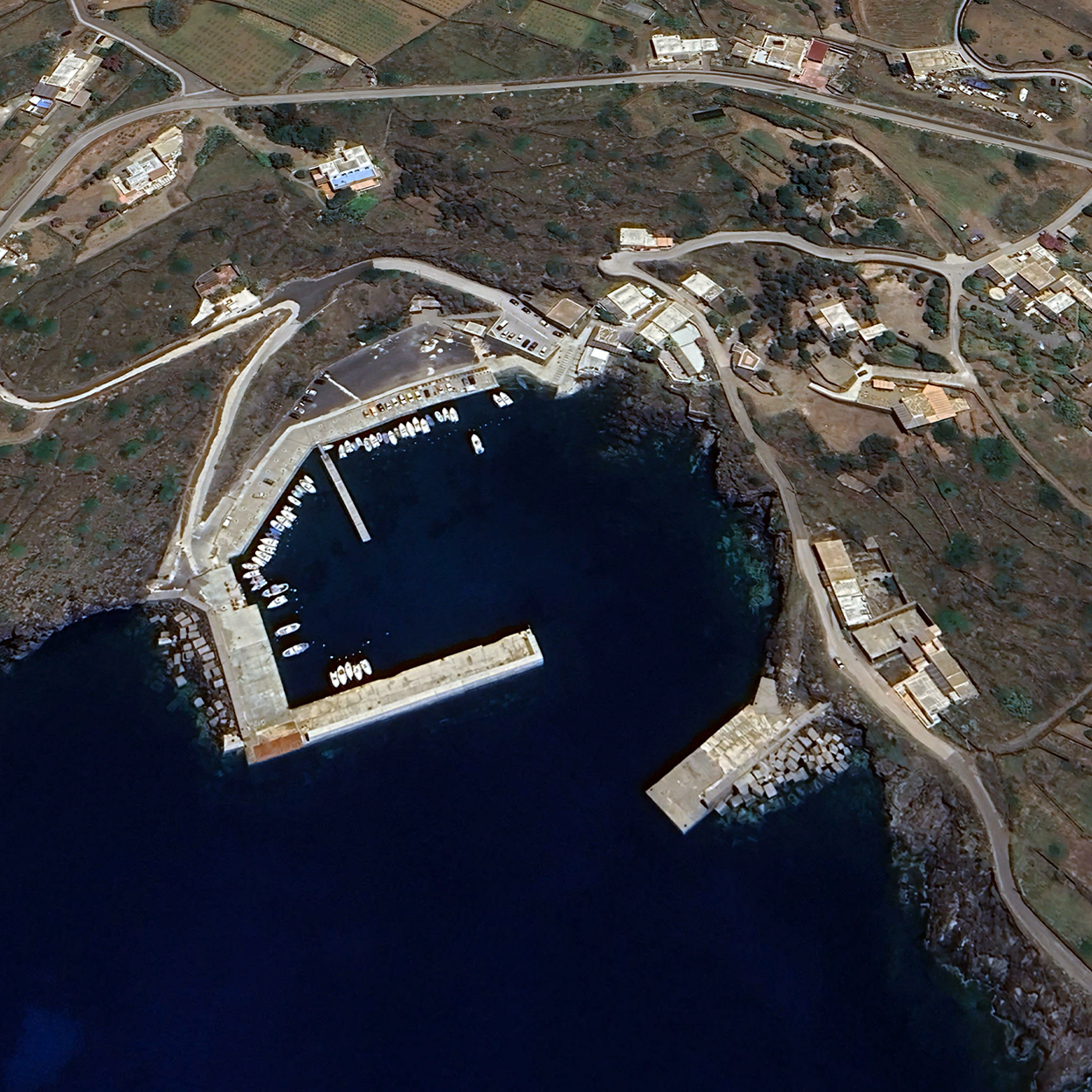 Porto alternativo di Scauri