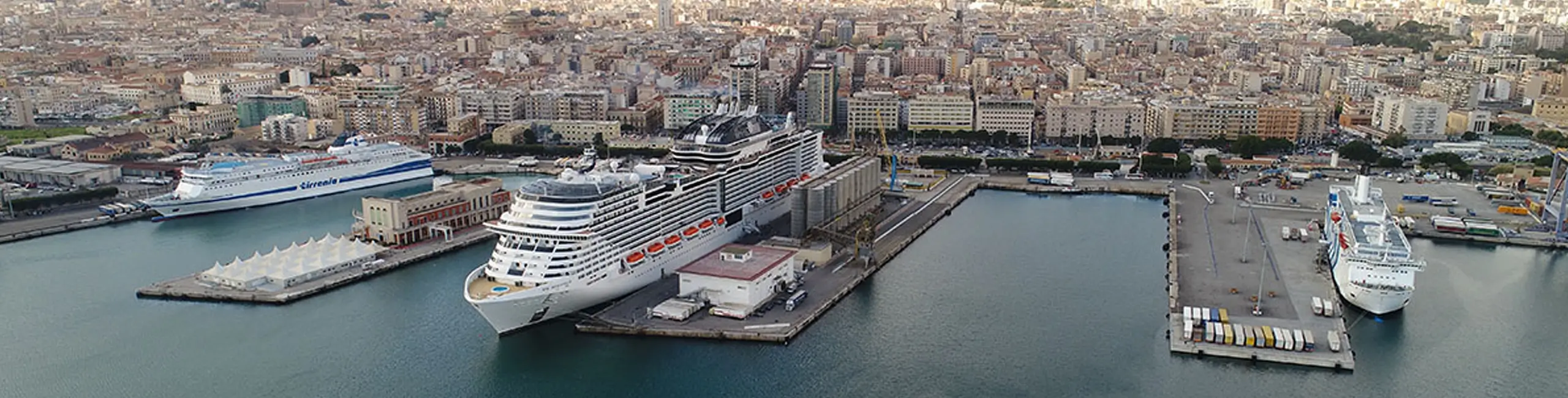 Porto di Pelermo